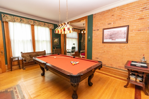 Billiard room