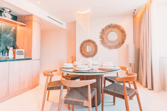 Salon vue sur le Vieux Port