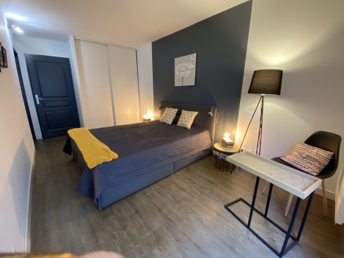 chambre avec rangements