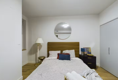 Imagine cozy nights sharing stories in this room, laughter filling the air as you curl up on the queen bed. Perhaps you jotted down a dream on the desk or planned tomorrow’s adventures. This is where restful sleep and cherished memories come to life.