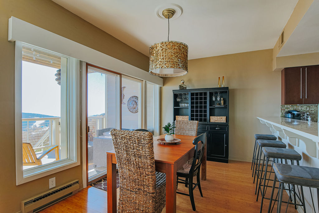 Firefly on The Ridge