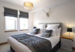 Non En-suite set as King