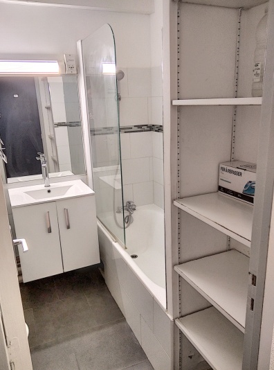 Lits superposés dans l'entrée