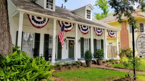 hotels, guest houses and bed and breakfasts - Quality independent accommodation - Natchitoches