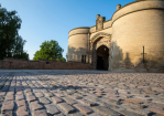 7 minute walk to Nottingham Castle