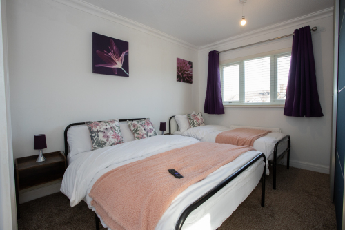 Family Room - Bedroom 4 with Ensuite