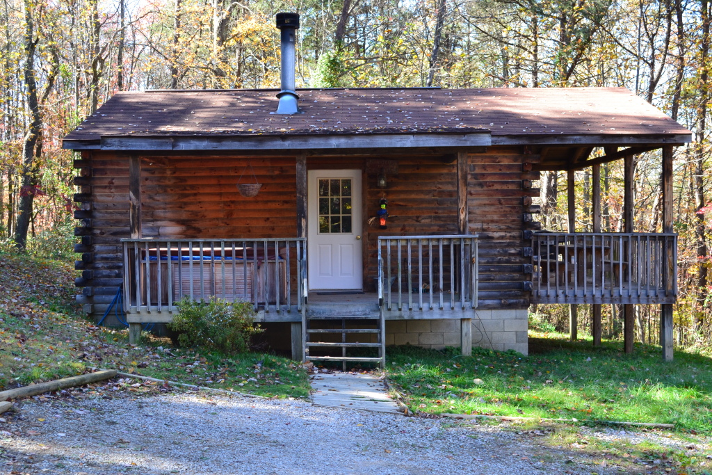 Blue Rose Cabins Rosebud Cabin, Logan, United States Hockinghills