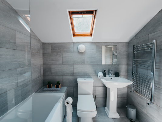 Main Bathroom
