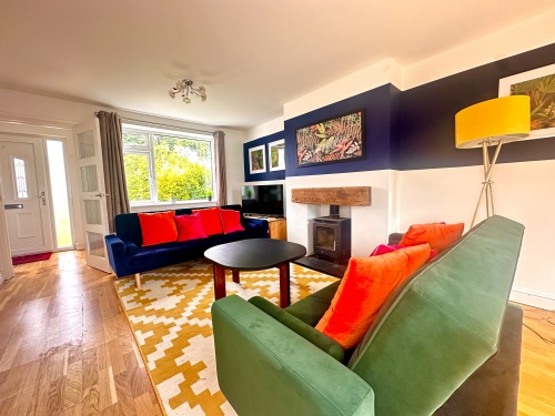 Bright lounge - Tavener Close