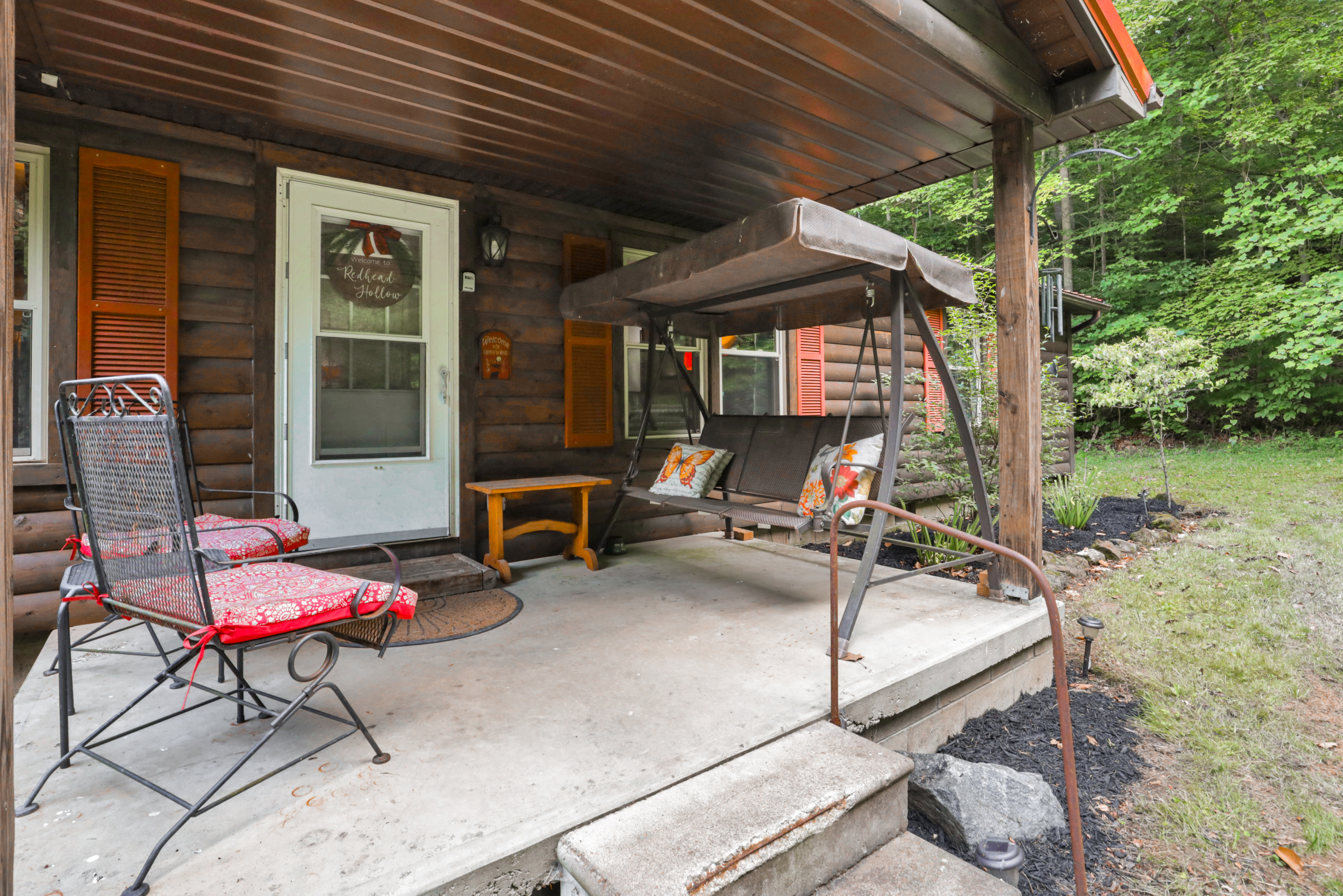 Red Head Hollow | Photo 34