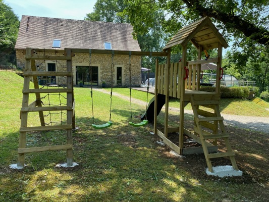Aire de jeux extérieure