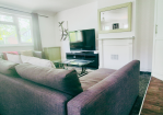 Living room: Seating area