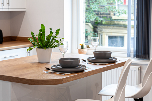 Breakfast bar overlooking street view below