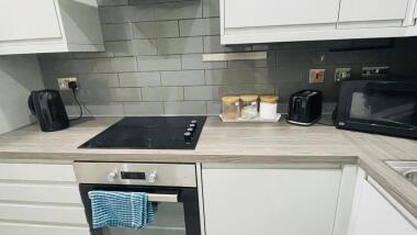 Spacious Kitchen area