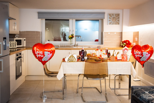 Love Is In The Air ❤️