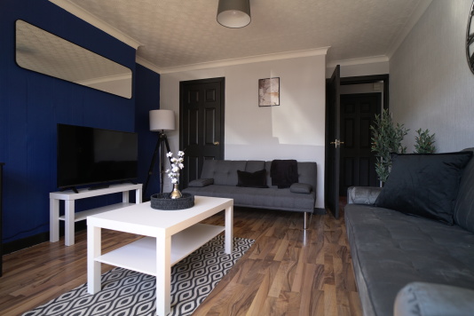 LIVINGROOM