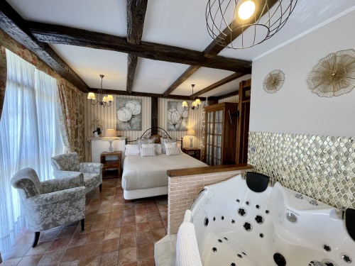 Suite Familiar (hasta 5 pers.) con Jacuzzi