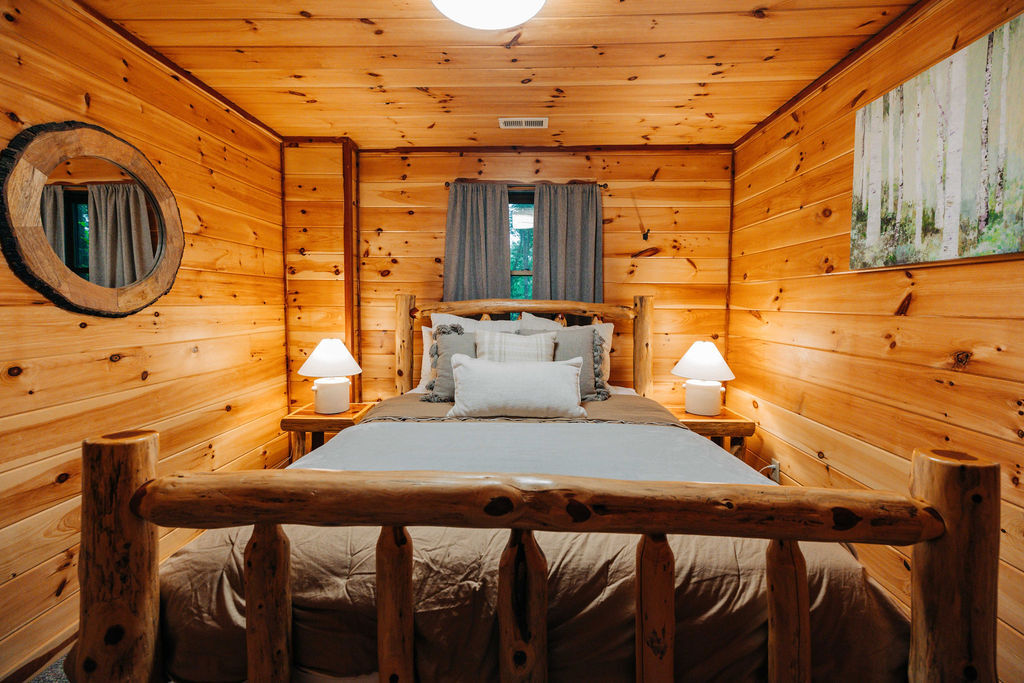 Rustic Cedar Inn | Photo 25