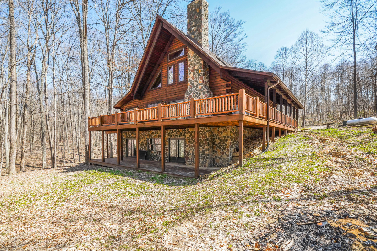 31800 The Explorer Lodge