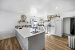 Full kitchen with modern appliances — ideal for preparing meals during your Bryce Canyon getaway.