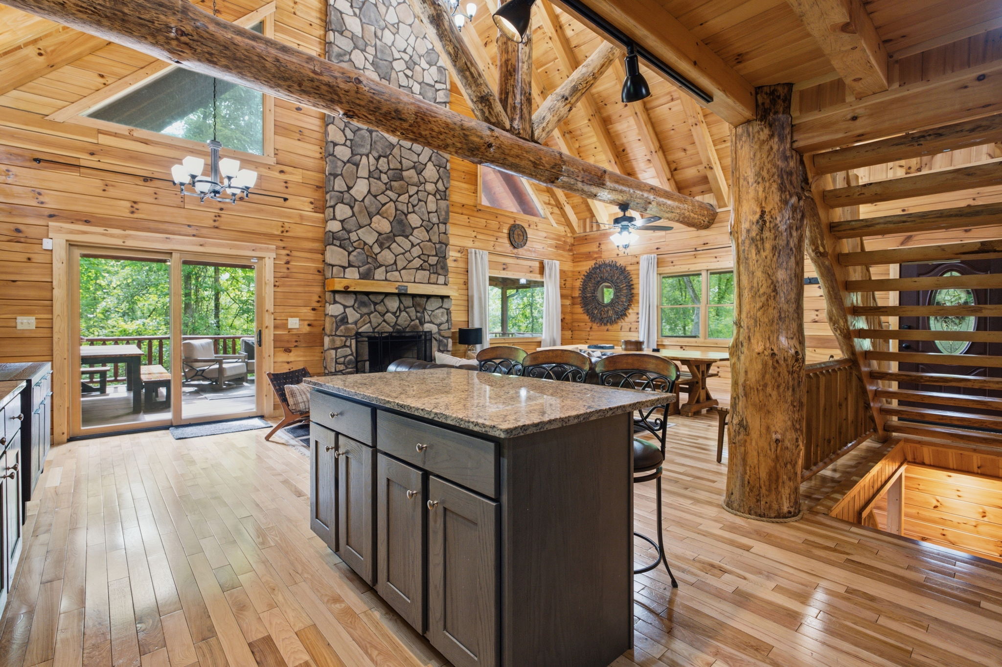 Firefly Hollow Lodge | Photo 25