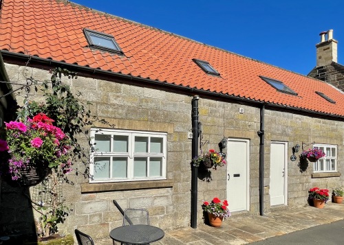 Snowdrop - 1 Bedroom Cottage - Self Catering