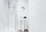 Bathroom: Walk-In shower