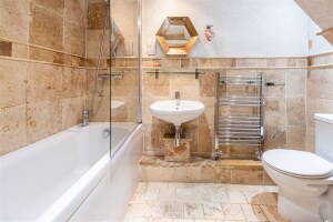 En - Suite Bathroom