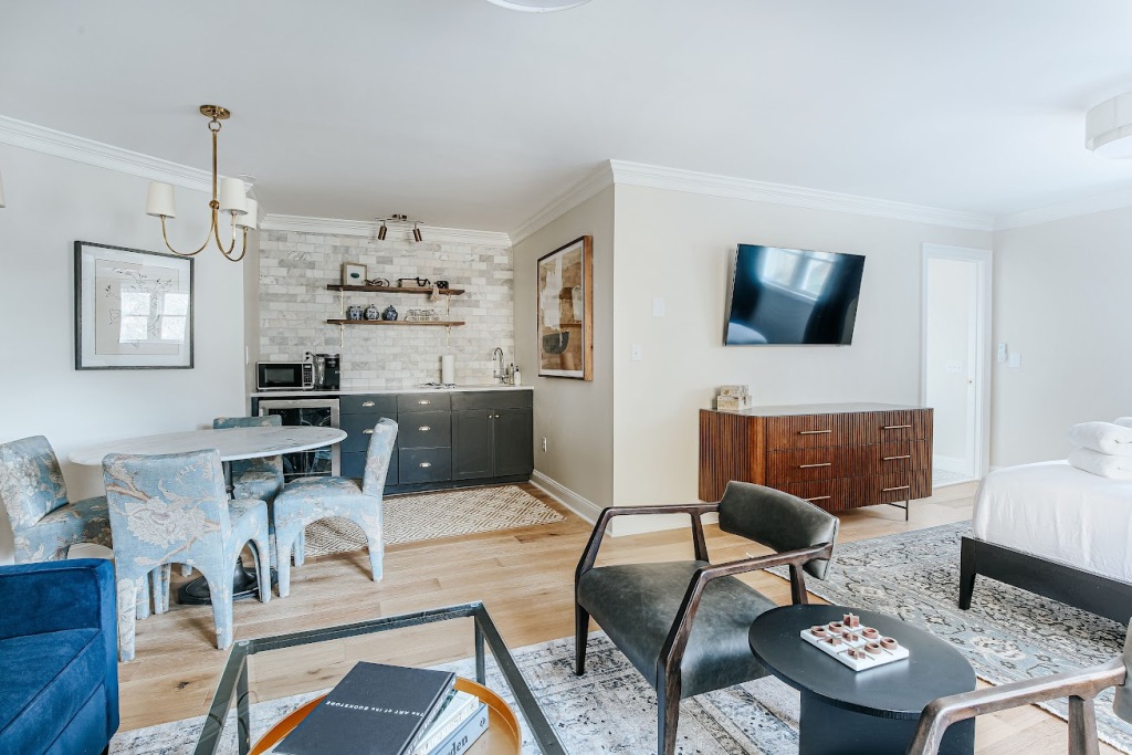 The Augusta-Studio-Ensuite