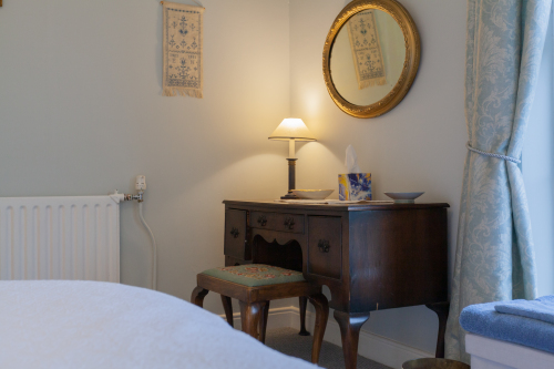 Bungalow-Ensuite with Bath-Countryside view - Base Rate