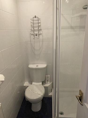 King-Ensuite with Shower - Base Rate