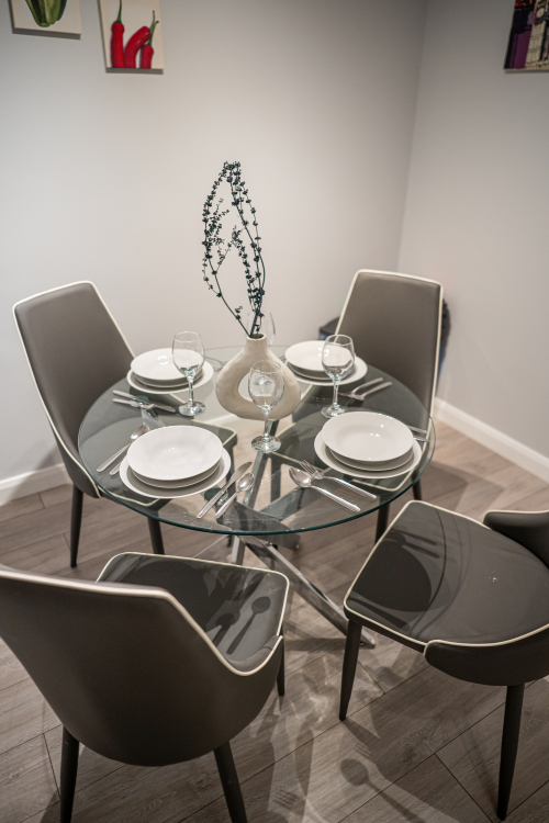 shared kitchen between 3 rooms