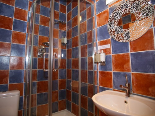 Moroccan | Superior Double | Bathroom