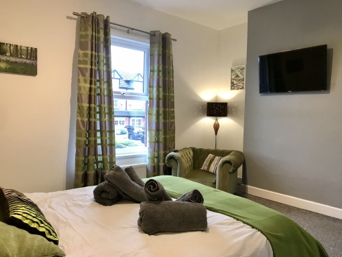 Bedroom 2 - Spacious, comfy and relaxing room