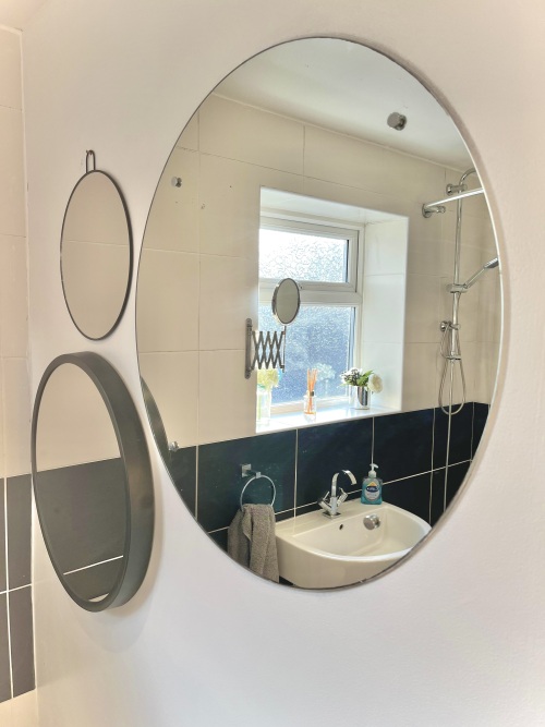 Bathroom - Modern bathroom with 3 piece suite and shower over the bath