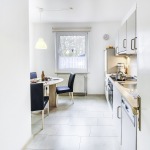 Voll ausgestattete Küche