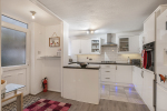 Shortlet express, beautiful 3 bedroom house in Laindon