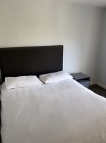 King size bed - Bedroom 
