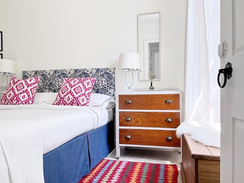 Blue Room with king size bed and vintage furniture