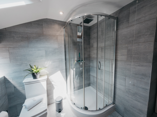 Ensuite bathroom