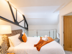 Book Your Dream Stay in Huddersfield – Peaceful & Cozy Bedrooms Await