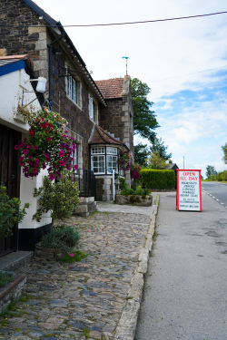 The Fox & Hounds Hotel - 