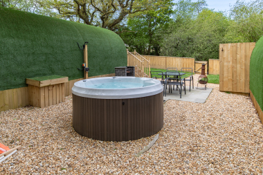 Outdoor hot tub