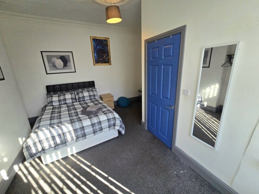 Room 1 Bedroom