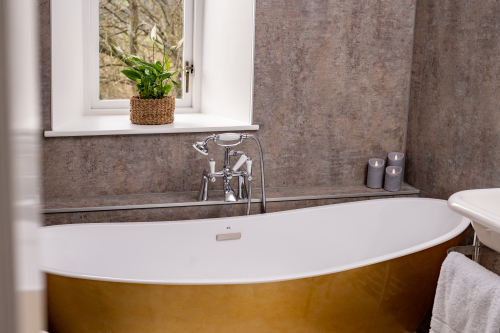 Gold Freestanding Bath, Morton Suite at Nithbank