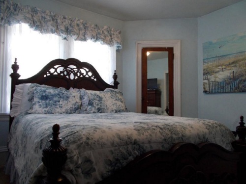 Queen Mum's Suite 1