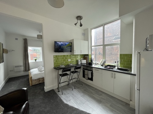 Studio 4 - Stylish and spacious open plan studio