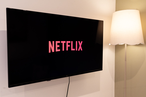 Smart TV with Netflix and streaming for relaxing evenings.