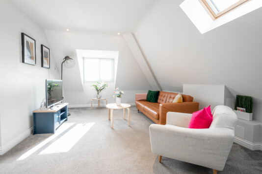 Light and airy living area 