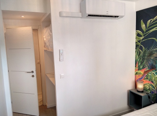 chambre 2 avec clim et dressing